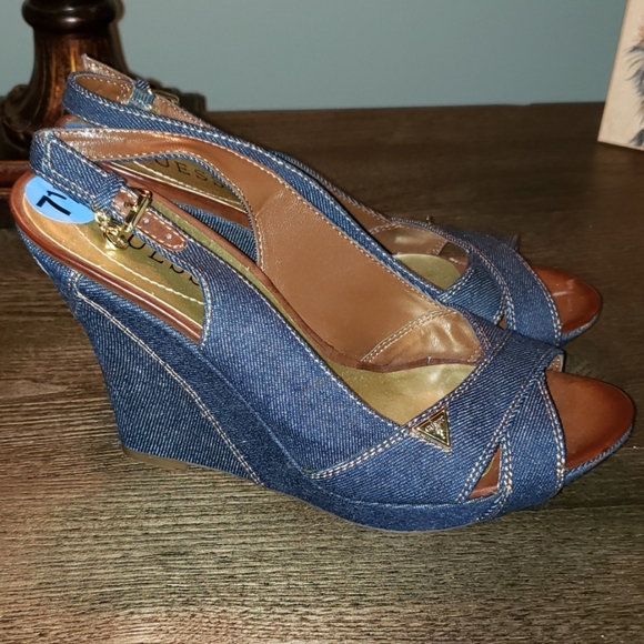 New Guess Tilden Denim Wedge Sandal Size 7.5 - Picture 2 of 14